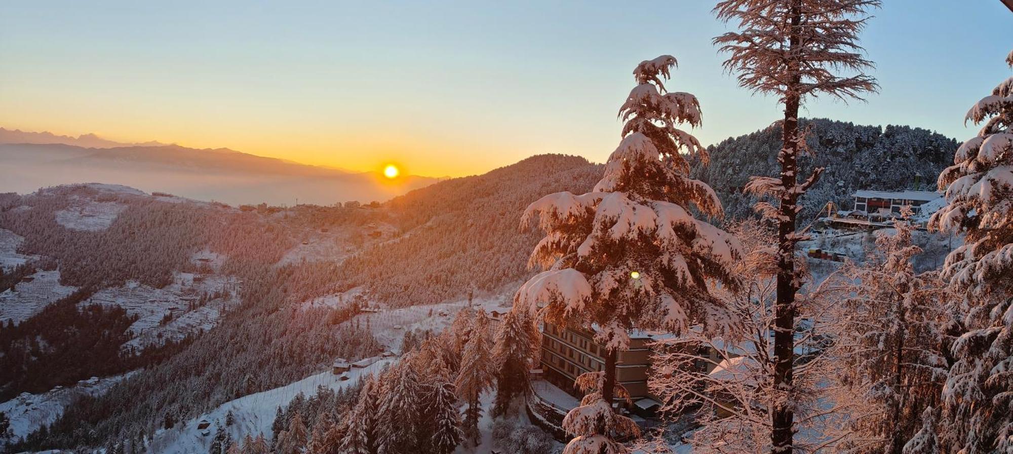 Treebo Shimla Ayurvedic Retreat Kufri Hotel Екстериор снимка