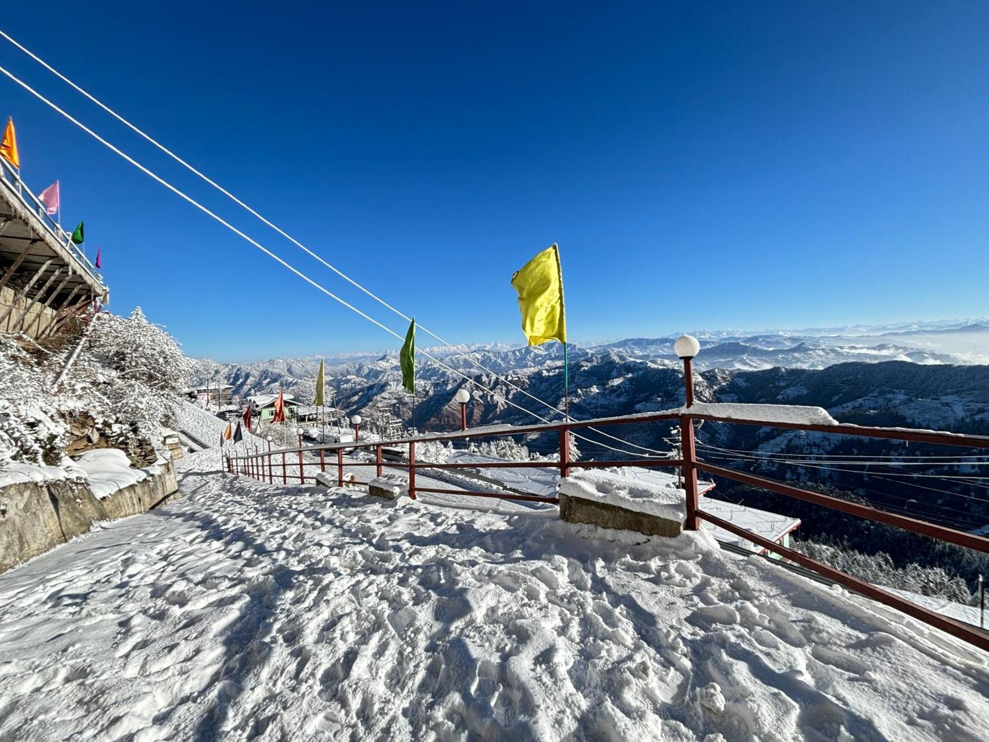 Treebo Shimla Ayurvedic Retreat Kufri Hotel Екстериор снимка