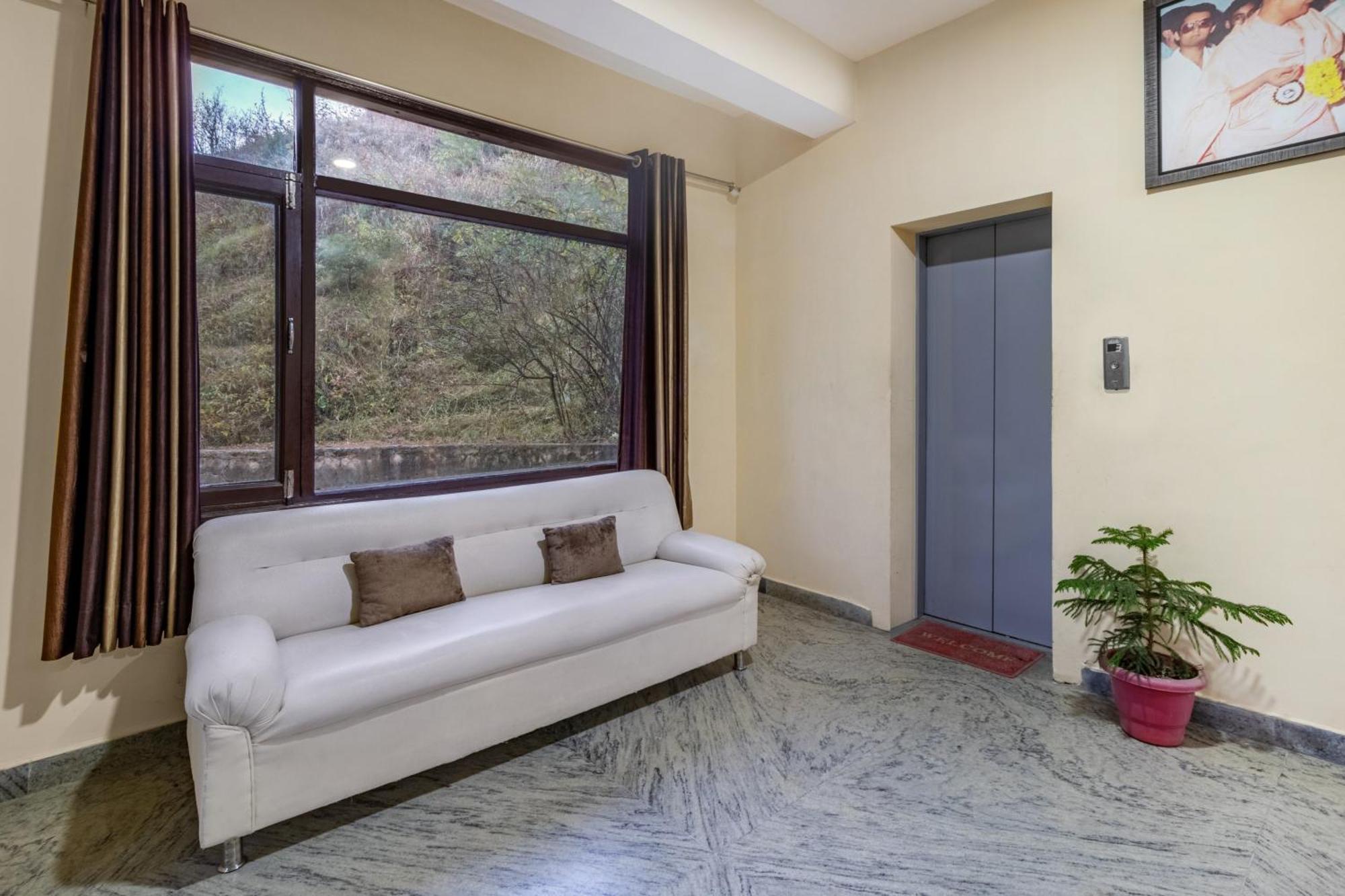 Treebo Shimla Ayurvedic Retreat Kufri Hotel Екстериор снимка